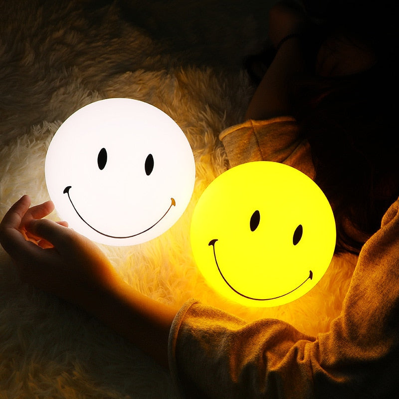 LED Smilestemningslampe Hjemmeindretning Natlys