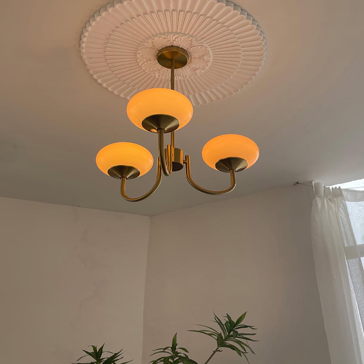 Farvet Loftslampe – Legende Glasdesign
