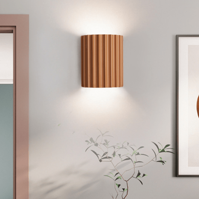 Rillet Væglampe – Moderne & Stemningsfuld