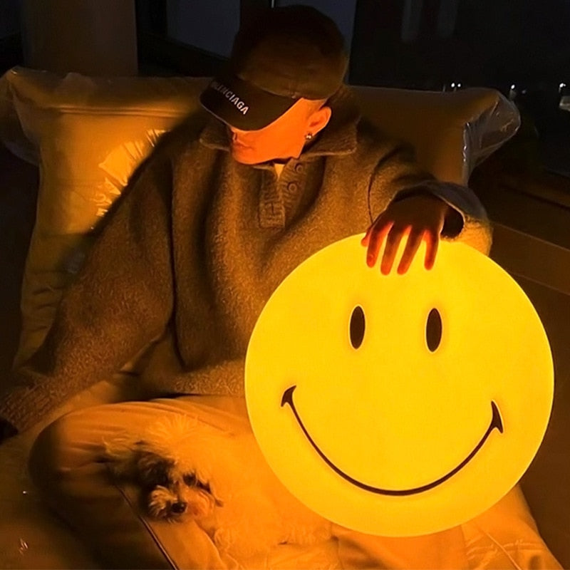 LED Smilestemningslampe Hjemmeindretning Natlys