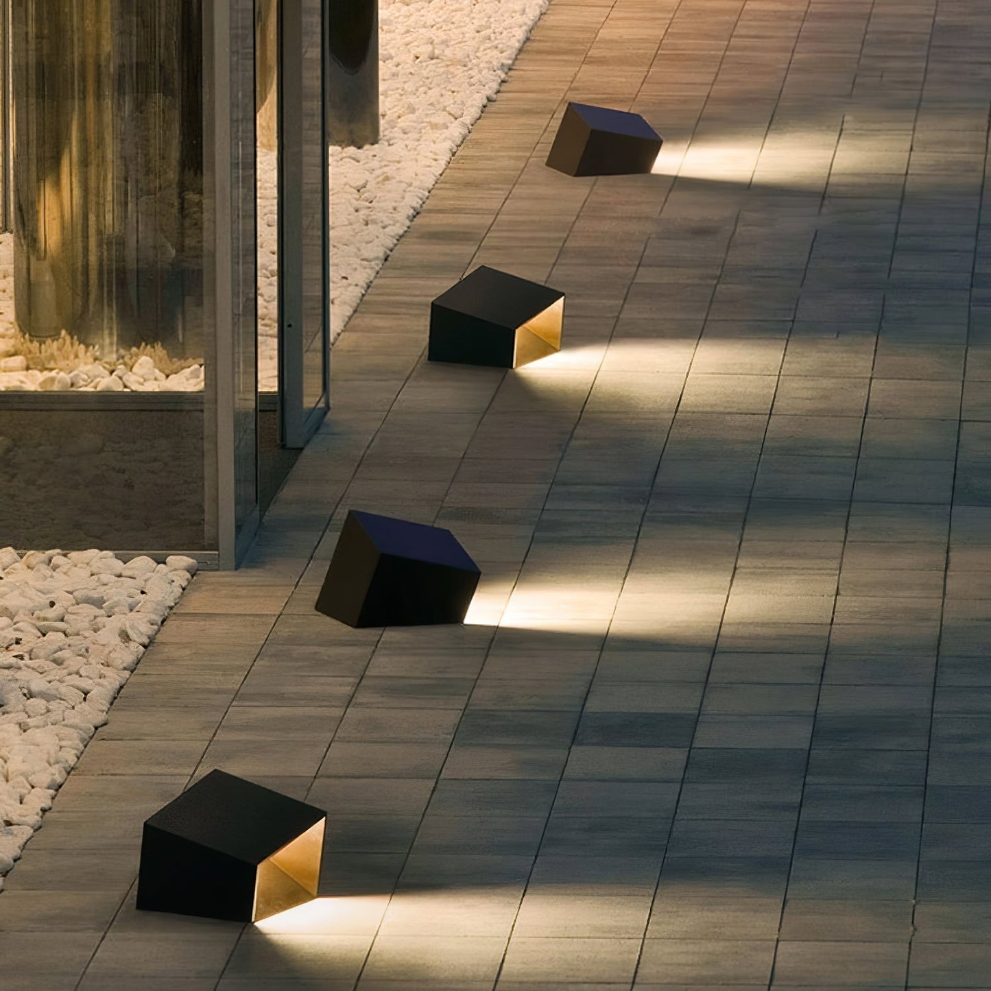 Stilfuld Cube Garden Solenergilampe til Udeliv