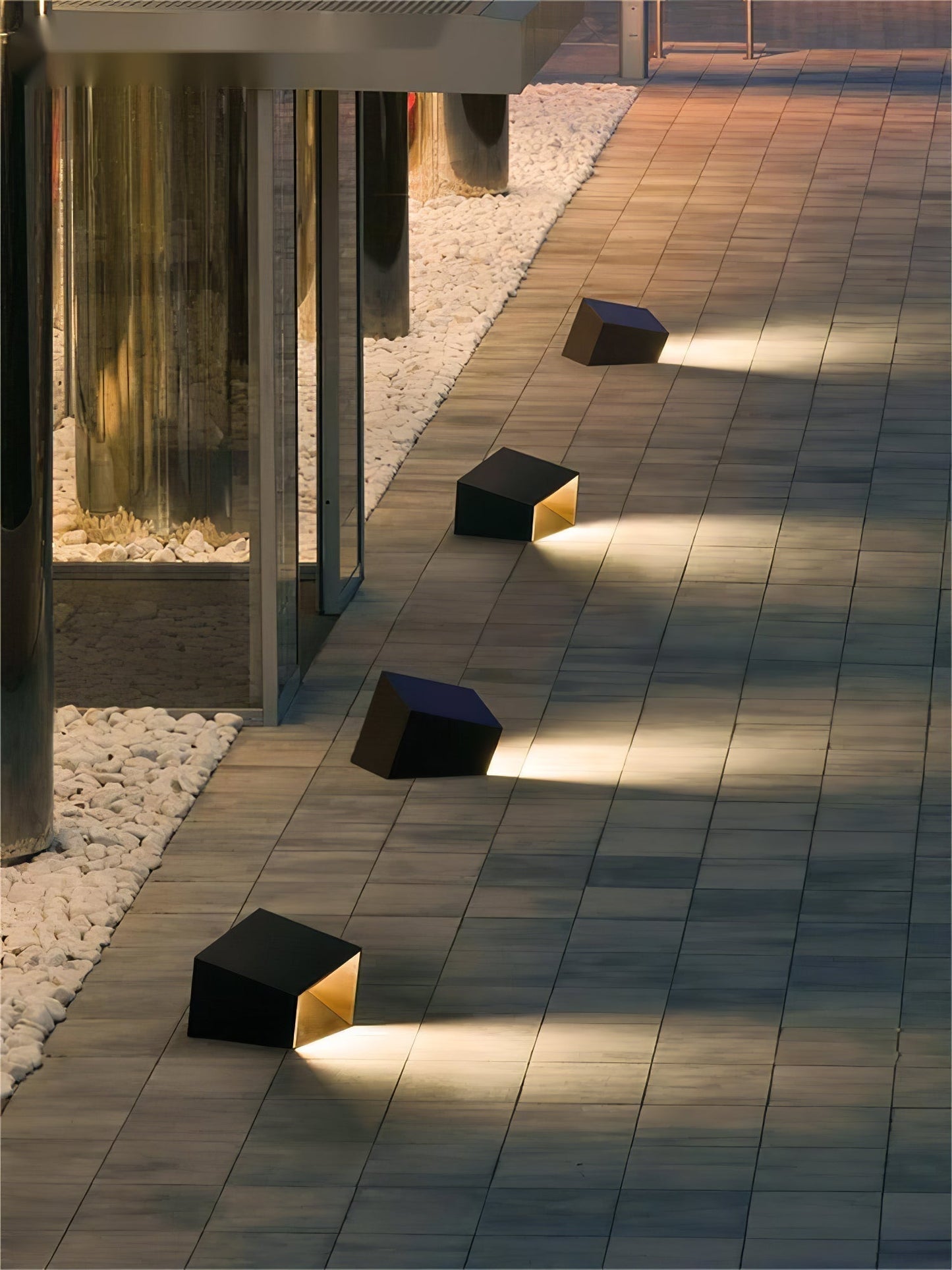 Stilfuld Cube Garden Solenergilampe til Udeliv