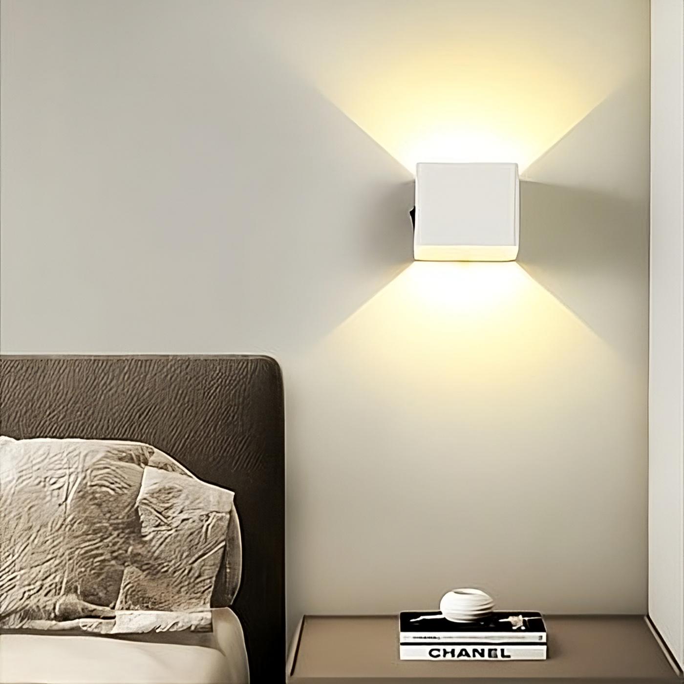 Elegant LED Væglampe til Moderne Rum