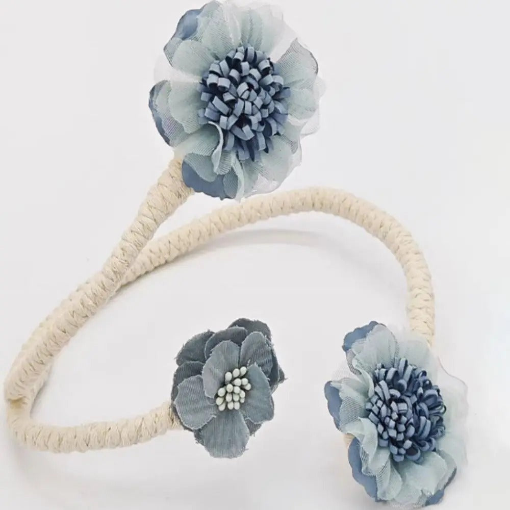 Vintageinspirerede elegante gardinskinner til stilfuld vinduesdekoration
