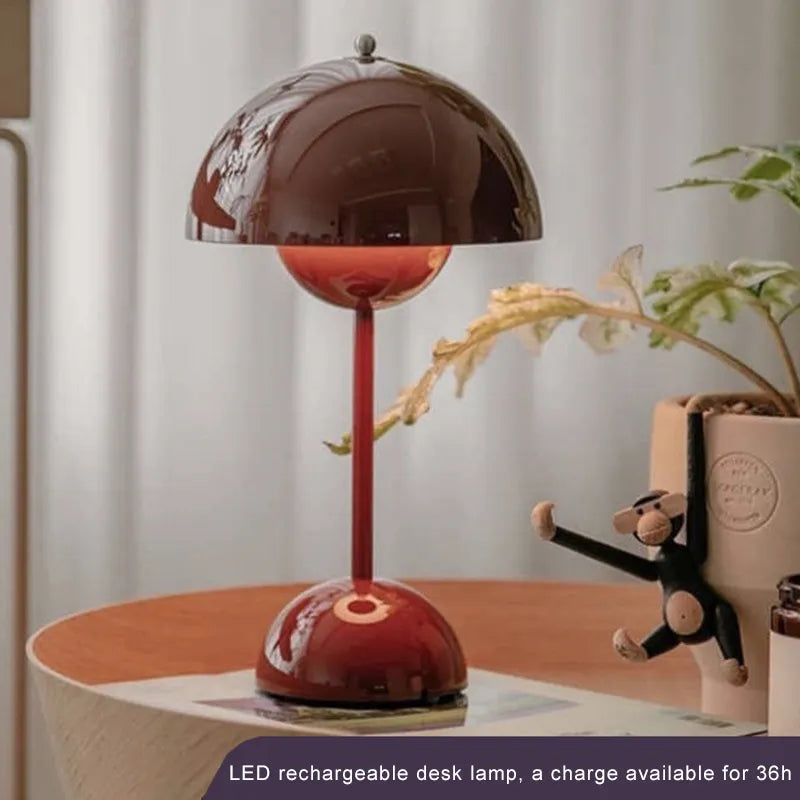 Pod Bordlampe – Farverig & Minimalistisk