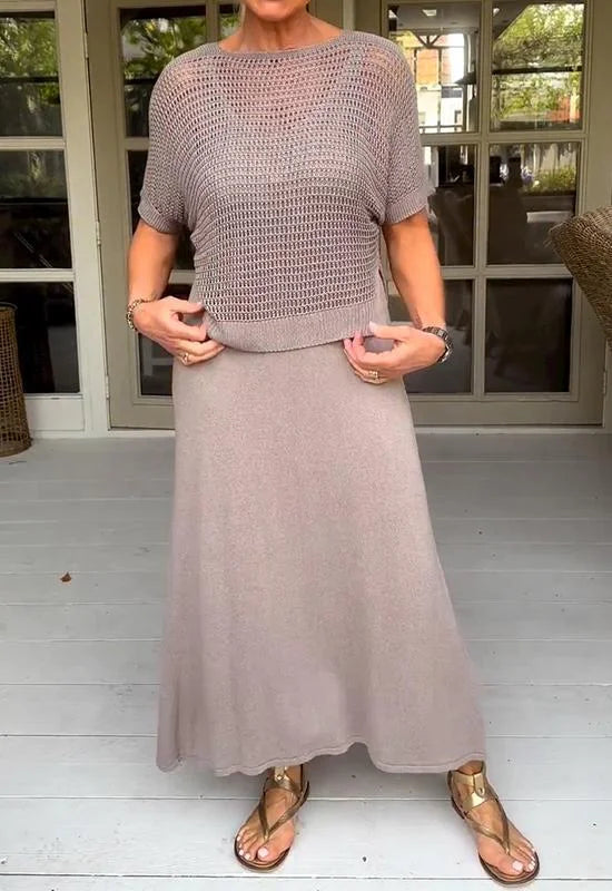LaceFusion- kjole med seler og hul bluse i et sæt!