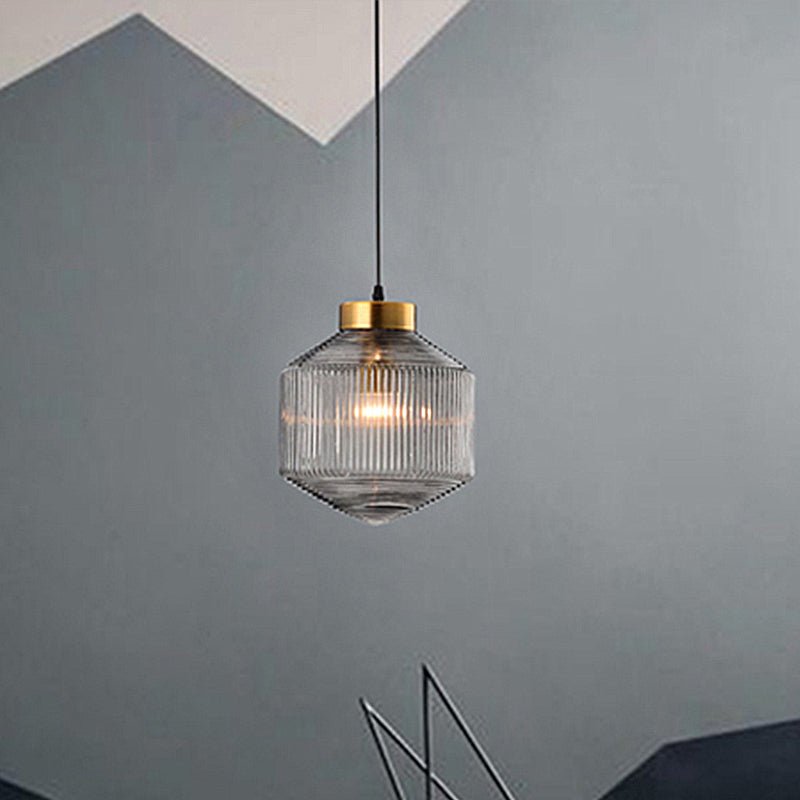 Pendel med Rillet Glas – Tidløs Elegance