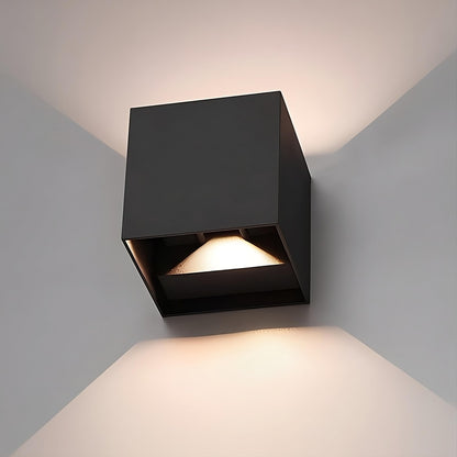 Elegant LED Væglampe til Moderne Rum