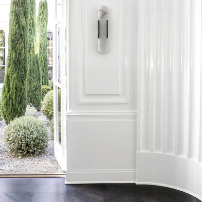 Væglampe i Marmorlook – Elegant Stemningslys
