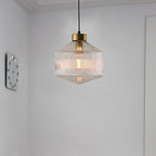 Pendel med Rillet Glas – Tidløs Elegance