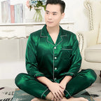 Luksuriøst satin pyjamassæt til mænd