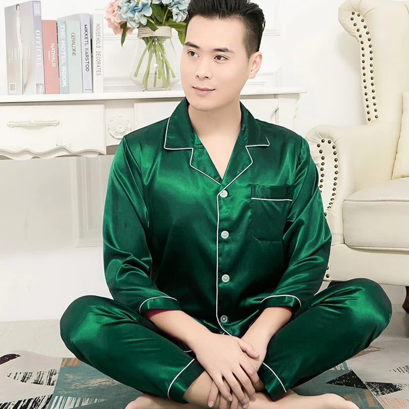 Luksuriøst satin pyjamassæt til mænd