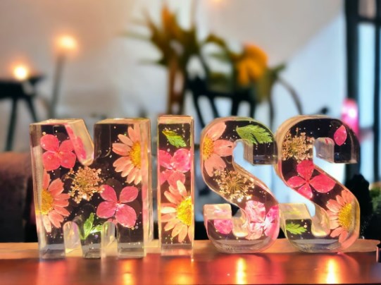 Håndlavet blomster natlampe til drømmende atmosfære