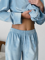 Dame 2-delt blå pyjamasæt med knapper og elegante bukser