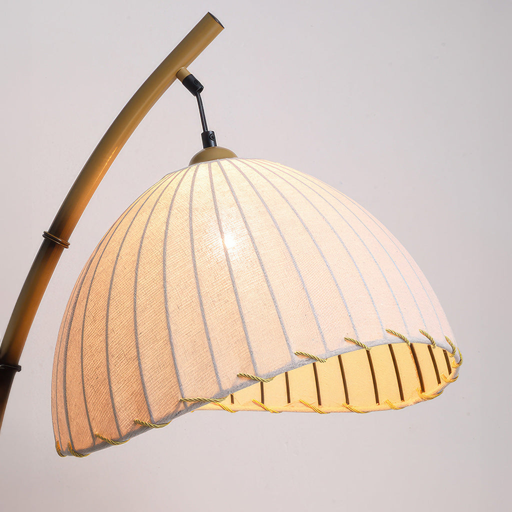Moderne Justerbar Gulvlampe med Minimalistisk Design