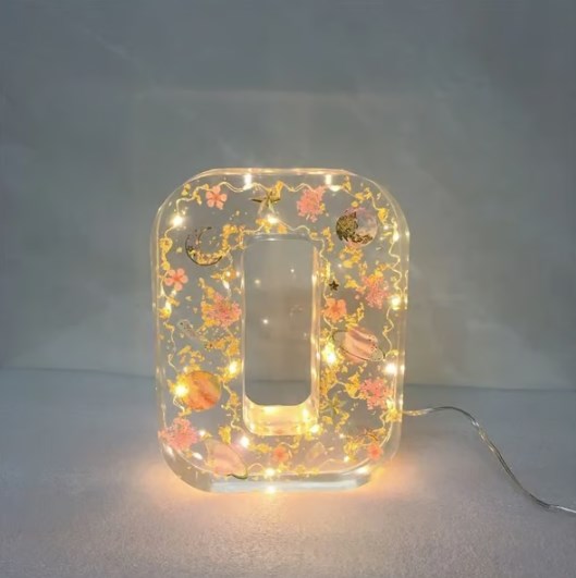 Håndlavet blomster natlampe til drømmende atmosfære