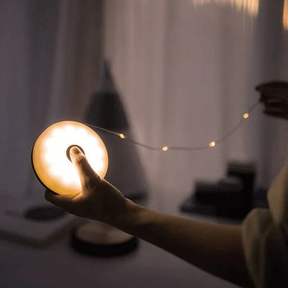 Fnuglet bærbar LED-fejelys girlander