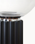 Art Deco Taccia bordlampe i sort, sølv eller bronze finish
