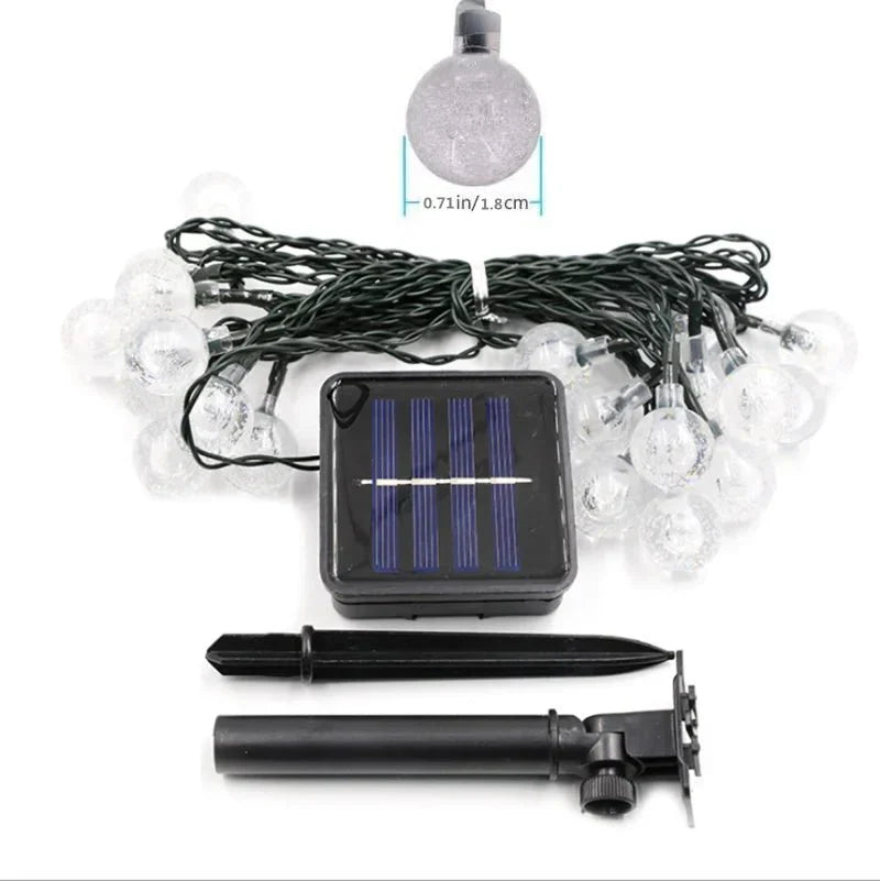 Solarite - Gør dit udendørsrum strålende med vandtætte LED-festlige lys drevet af solenergi!