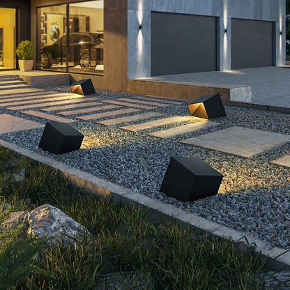 Stilfuld Cube Garden Solenergilampe til Udeliv