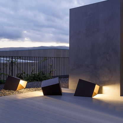 Stilfuld Cube Garden Solenergilampe til Udeliv