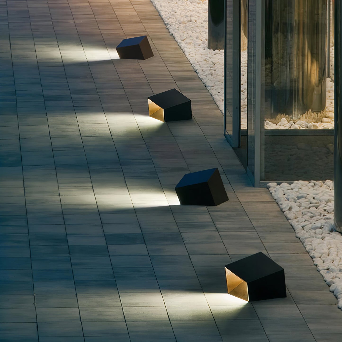 Stilfuld Cube Garden Solenergilampe til Udeliv