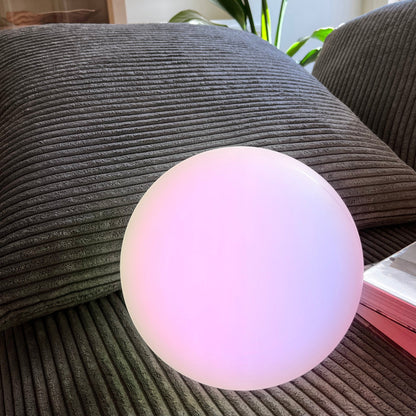 Glødende Kuglelampe – Enkel & Stemningsfuld
