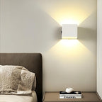 Elegant LED Væglampe til Moderne Rum