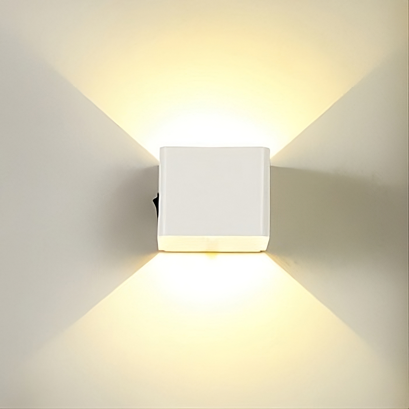 Elegant LED Væglampe til Moderne Rum