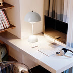 Pod Bordlampe – Farverig & Minimalistisk