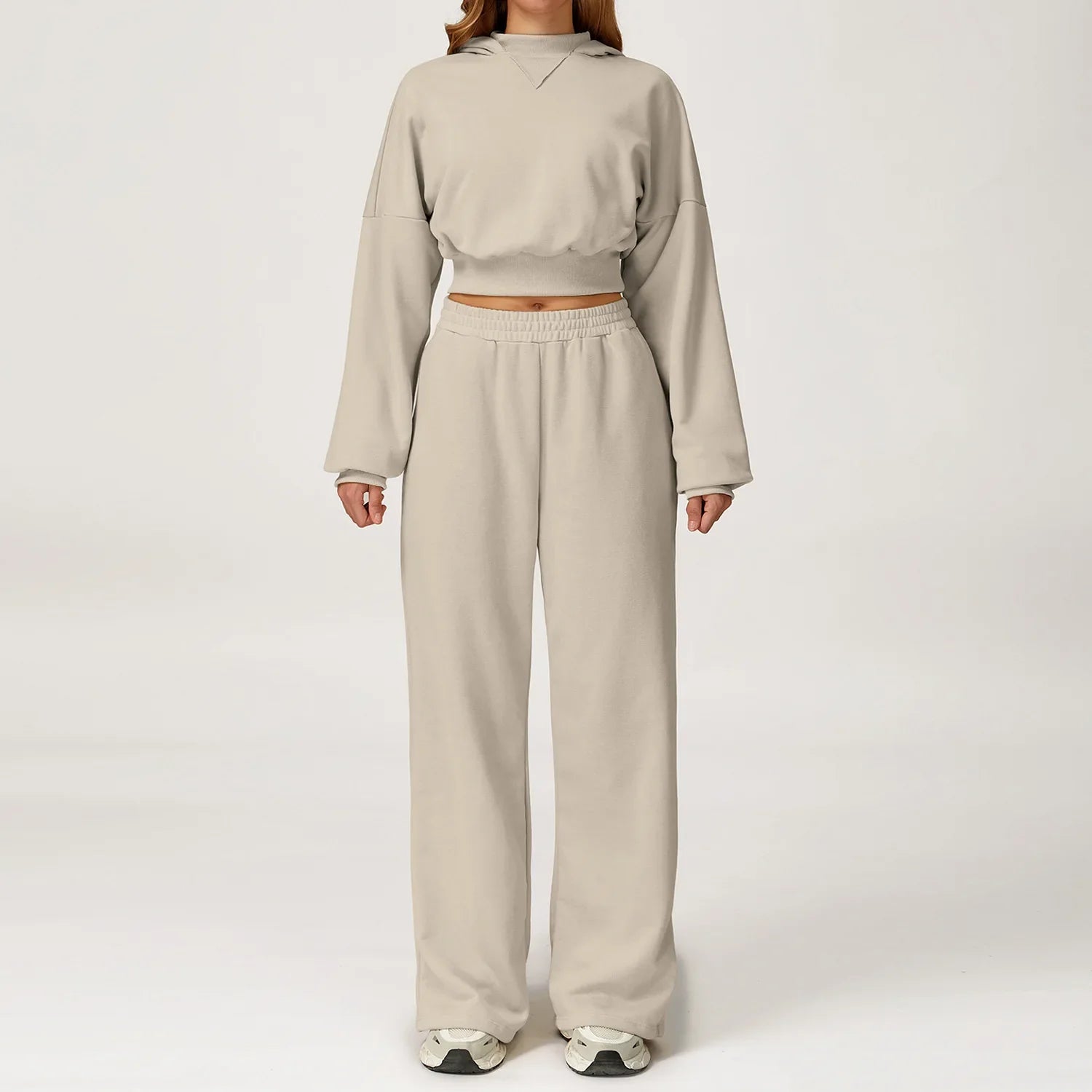 Kort trøje og vidbenet jogger lounge sæt