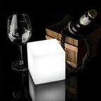 Stilfuld Kubus Have lampe til en Overraskende Udelivstemning