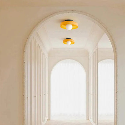 Rund Loftlampe – Farverig Moderne Stil