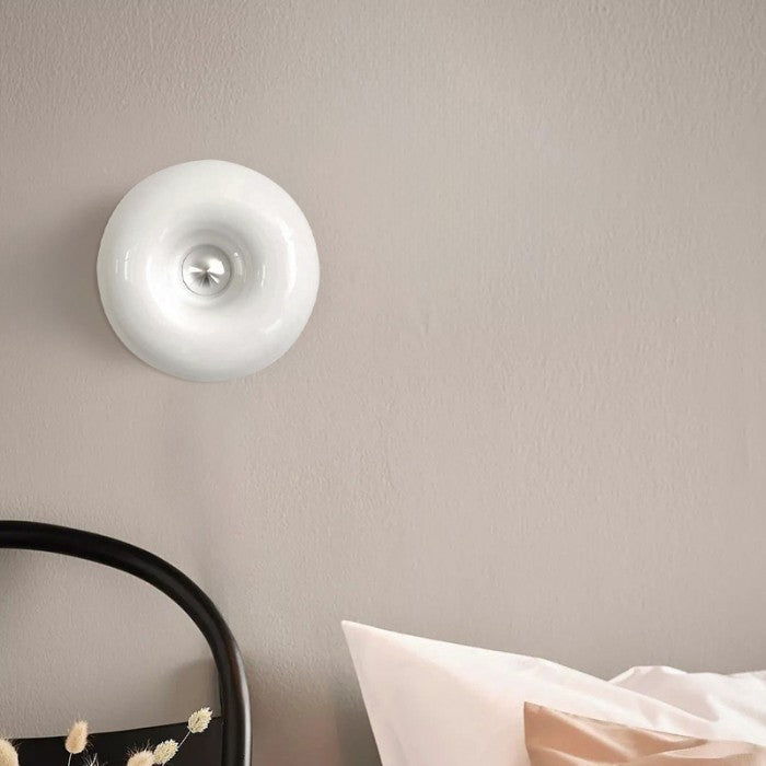 Bauhaus-stil Donutvæg og Bordlampe til Moderne Interiører