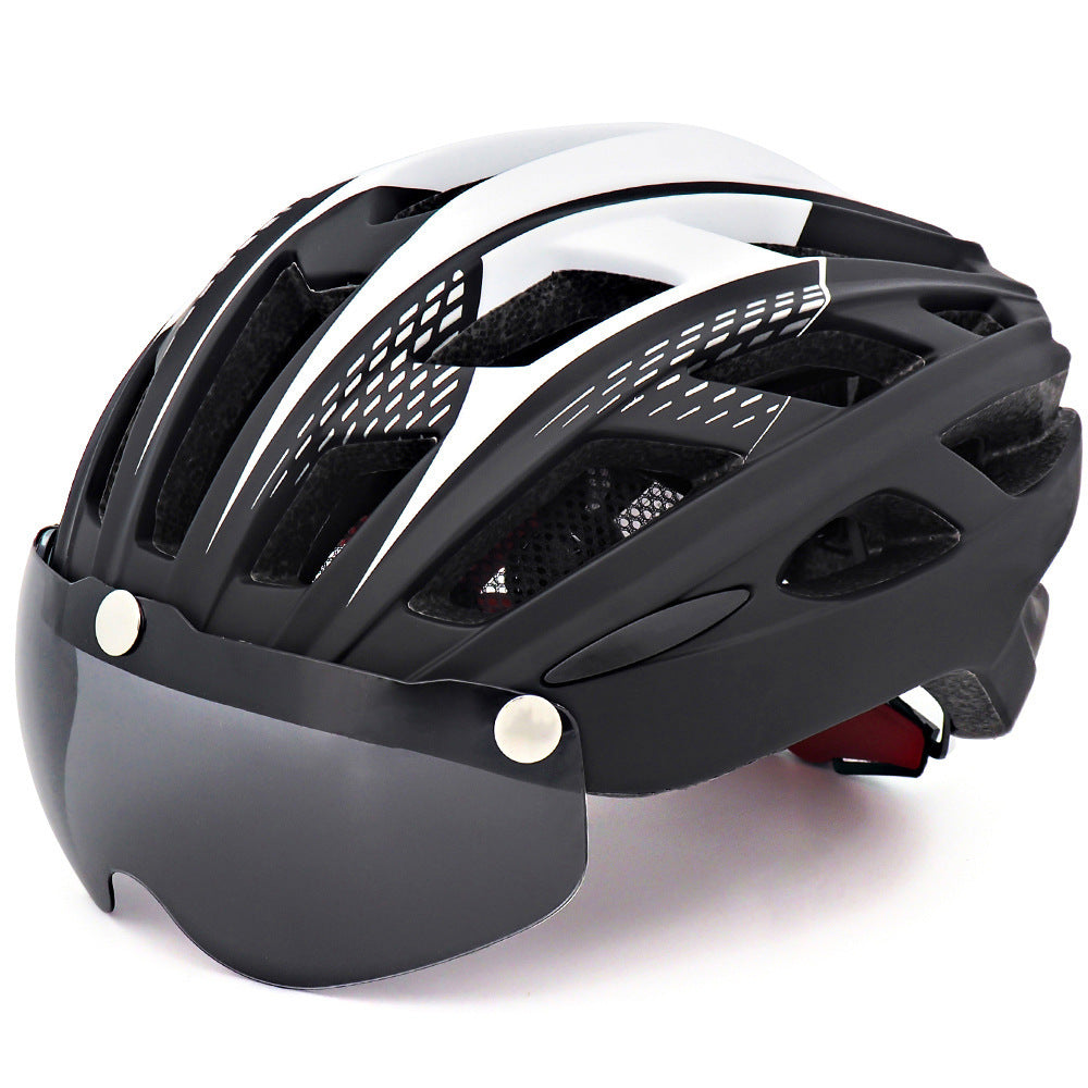 Cykelhjelm med integrerede goggles til kørseludstyr