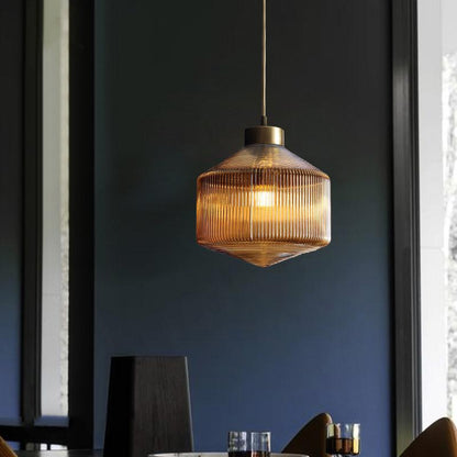 Pendel med Rillet Glas – Tidløs Elegance