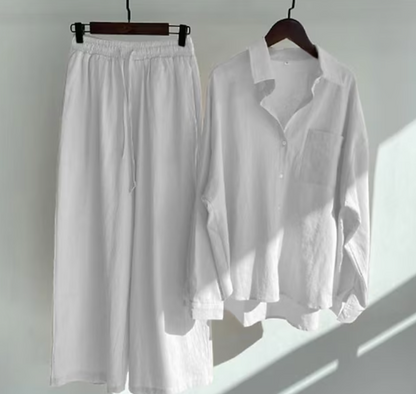 Ubemærket linnedbluse og bukser med vide ben sæt