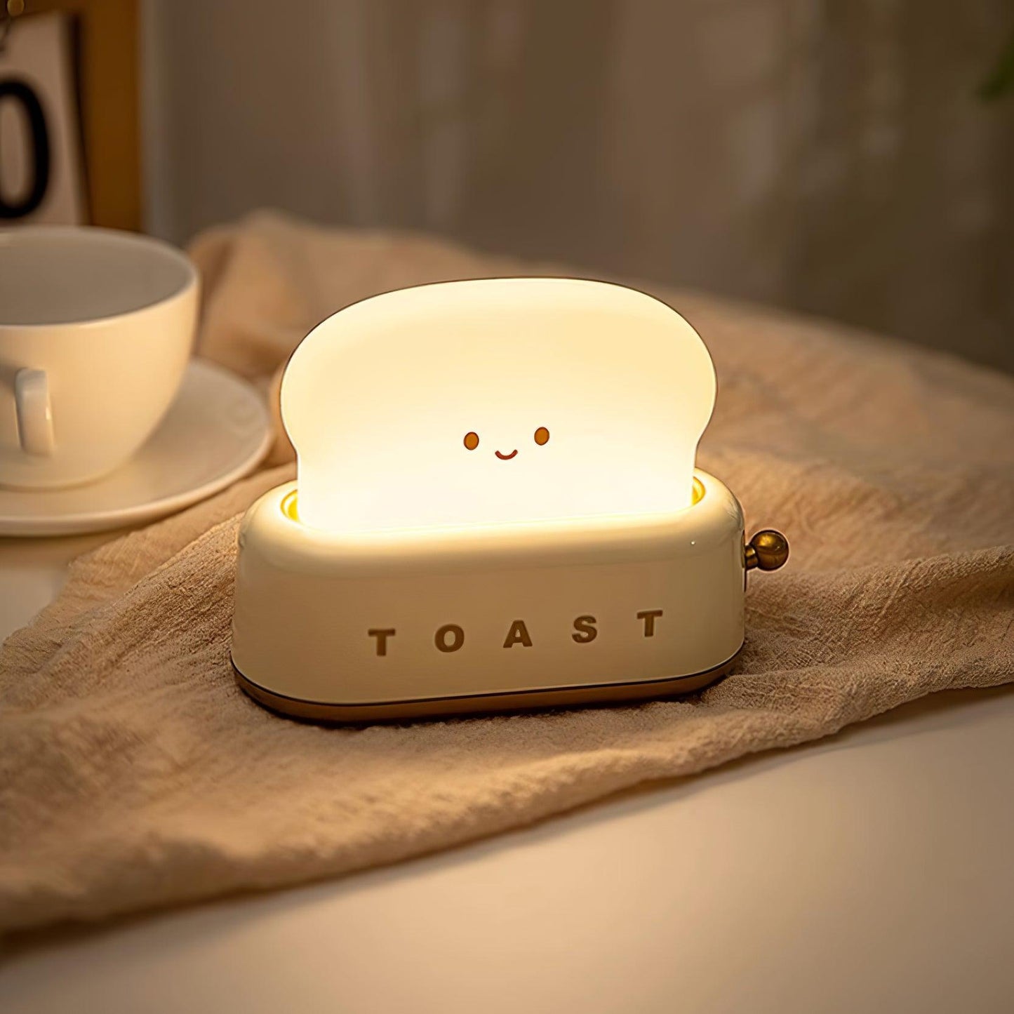 Stylish Bordlampe med Indbygget Batteri og Brødrister Design
