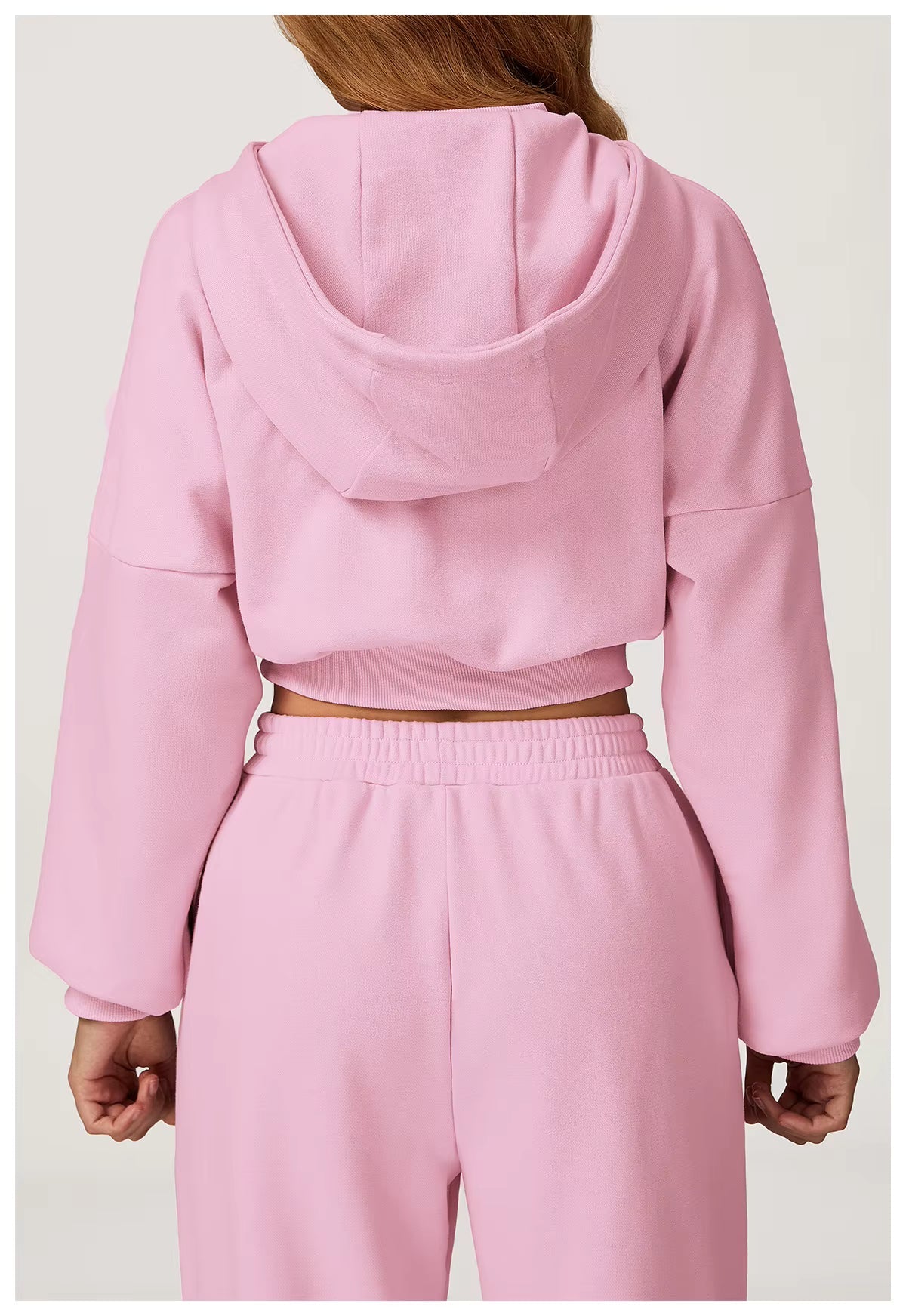 Kort trøje og vidbenet jogger lounge sæt