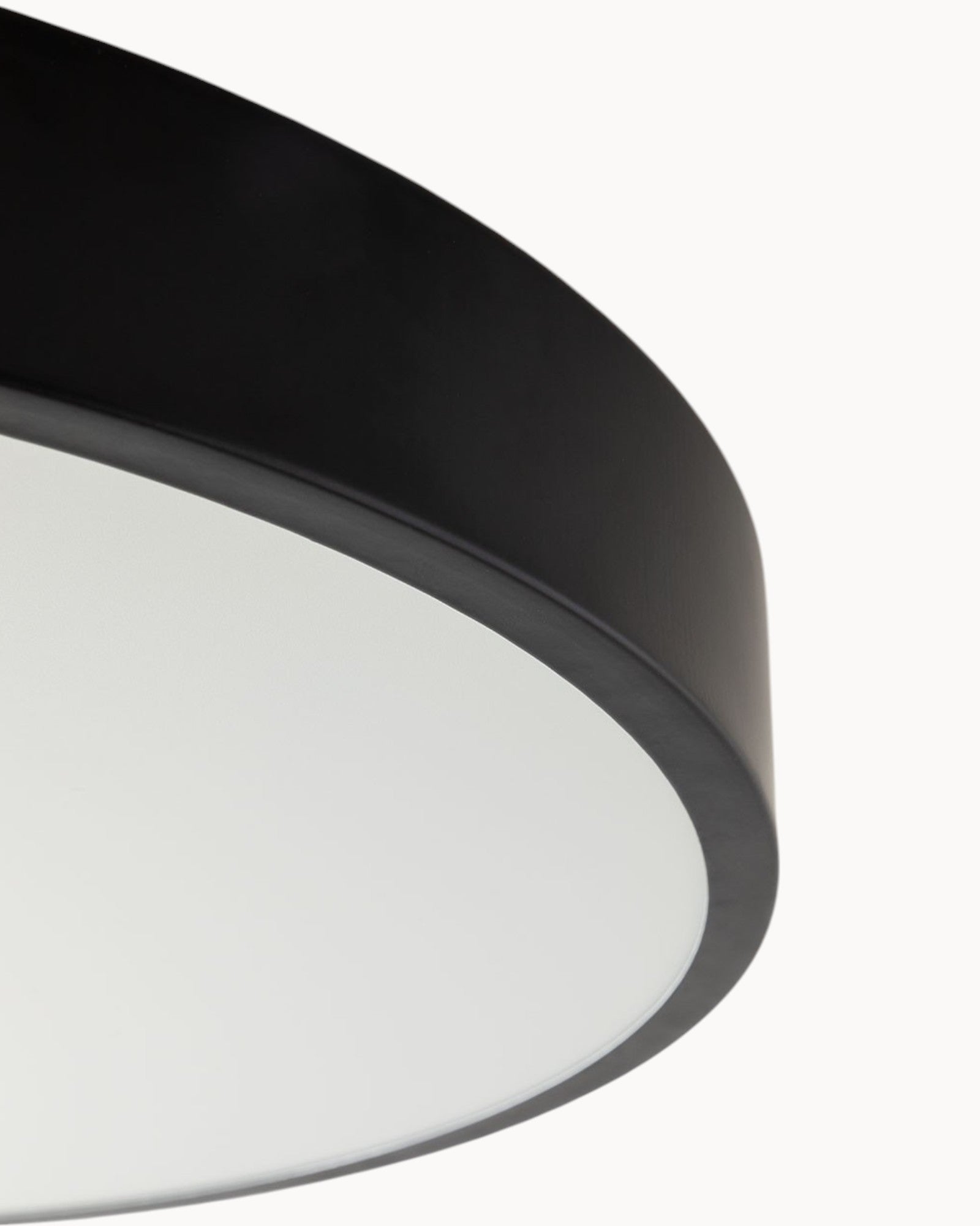Justerbar træ- og jern LED loftslampe med CCT-indstillinger