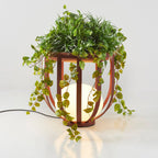 Stilfuld have lampe med integreret blomsterkasse