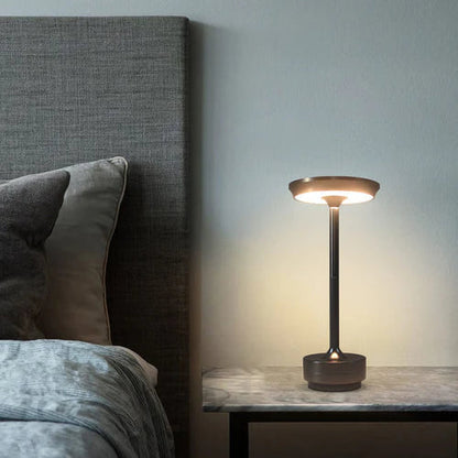 Minimalistisk LED Bordlampe – Trådløs & Elegant